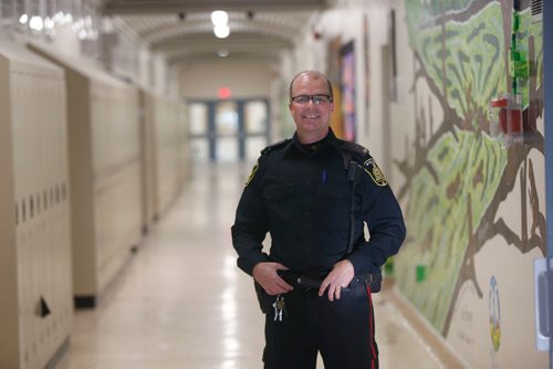 WAYNE GLOWACKI / WINNIPEG FREE PRESS 

Winnipeg Police Const. Garnie McIntyre is the school resource officer at  Hugh John Macdonald School. Nick Martin ¤ story Dec. 21  2017