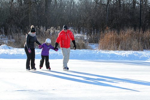 RUTH BONNEVILLE / WINNIPEG FREE PRESS

Siena Liba (7yrs) holds her parents, Chris and Carolyn's hand as they skate together on the Assiniboine Park Duck Pond Tuesday morning.  
See extreme cold,  weather story.  


Dec 26, 2017
