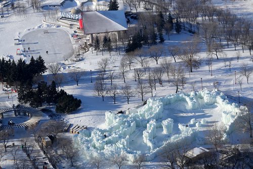 TREVOR HAGAN / WINNIPEG FREE PRESS
Skating rink and Ice Castle at The Forks, in front of the Winnipeg Sign, Wednesday, December 27, 2017.