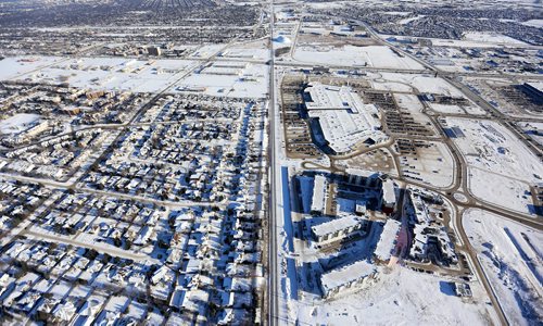 TREVOR HAGAN / WINNIPEG FREE PRESS
Aerial photographs of the IKEA area and Season of Tuxedo Mall, Wednesday, December 27, 2017.