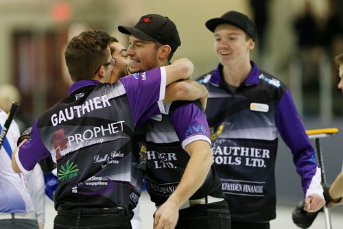 JOHN WOODS / WINNIPEG FREE PRESS
JT Ryan (R) and his team, from left, Jacques Gauthier, Brendan Bilawka and Colin Kurz, celebrate defeating Jordan Peters in the Manitoba Provincial Junior Curlng Championship Final in Altona Sunday, Dec 31, 2017.