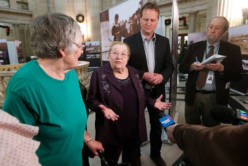 JOHN WOODS / WINNIPEG FREE PRESS
Margaret Topham and MLA for Wolseley Rob Altemeyer listen in as Jean Feliksiak  talks to media about notices that have been distributed to residents of Lions Housing Centre outlining the cancellation of a Manitoba Housing Agreement that provided $169.00 monthly subsidy to tenants  at the Legislature Monday, January 8, 2018.