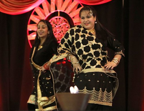 JASON HALSTEAD / WINNIPEG FREE PRESS

The Golden Sisters perform a Bollywood Fusion number at Lohri Mela 2018 at the RBC Convention Centre Winnipeg on Jan. 13, 2018. (See Social Page)