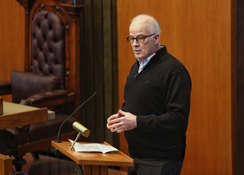 MIKE DEAL / WINNIPEG FREE PRESS
Scott Oake talks to the Executive Policy Committee Wednesday morning in the council chambers about his request to purchase and build the Bruce Oake Recovery Centre on the site of the old Vimy arena. 
180117 - Wednesday, January 17, 2018