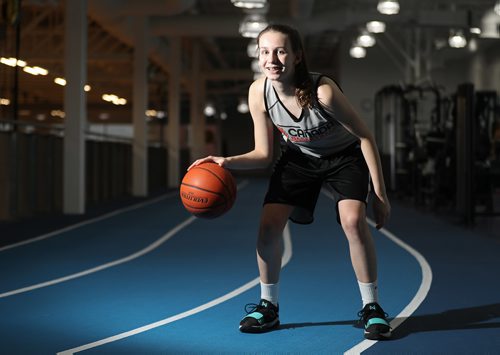 TREVOR HAGAN / WINNIPEG FREE PRESS
Alyssa Porco, a 15 year-old basketball phenom, at the Sport For Life building, for Mike Sawatzky, Sunday, January 21, 2018.