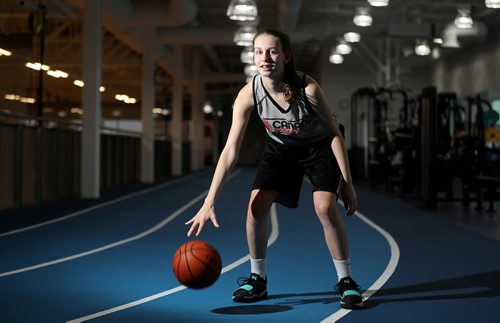 TREVOR HAGAN / WINNIPEG FREE PRESS
Alyssa Porco, a 15 year-old basketball phenom, at the Sport For Life building, for Mike Sawatzky, Sunday, January 21, 2018.