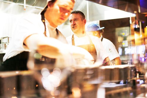 JOHN WOODS / WINNIPEG FREE PRESS
Chef Scott Bagshaw (C) oversees the line with line cooks Cody Meindl (L) and Scott Ball at Passero in The Forks Sunday, January 21, 2018.