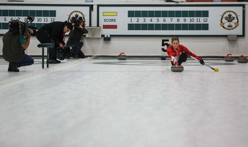 MIKE DEAL / WINNIPEG FREE PRESS
Team Canada Olympic mixed doubles curler Kaitlyn Lawes of Winnipeg at the Fort Rouge Curling Club Wednesday morning.
180124 - Wednesday, January 24, 2018.
