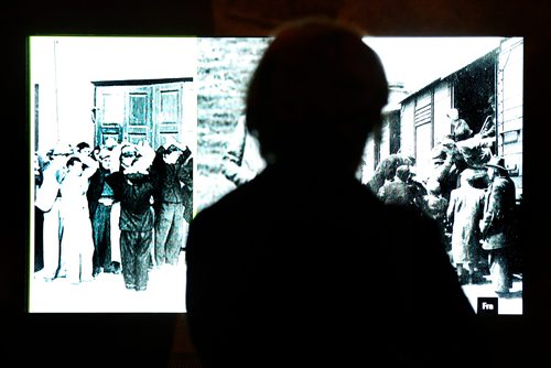 JOHN WOODS / WINNIPEG FREE PRESS
People view content in the Holocaust and genocide gallery at The Canadian Museum for Human Rights (CMHR) in Winnipeg Sunday, January 28, 2018. International Holocaust Remembrance Day is commemorated annually by the United Nations on January 27, the anniversary of the liberation of Auschwitz.