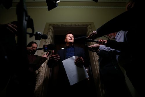 JOHN WOODS / WINNIPEG FREE PRESS
Manitoba Infrastructure Minister Ron Schuler talks about phase 2 of the building of the Shoal Lake 40 Road in the Manitoba Legislature in Winnipeg Tuesday, January 30, 2018.