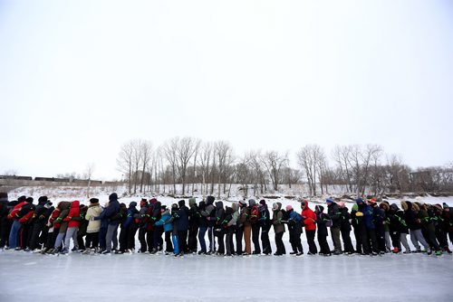 TREVOR HAGAN / WINNIPEG FREE PRESS
Skaters turned up at The Forks for a Guinness World Record attempt for the longest line of ice skaters, Sunday, February 4, 2018.