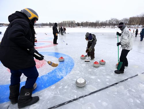 TREVOR HAGAN / WINNIPEG FREE PRESS
Team Get Schwifty vs Old Cold and On The Rocks at the Ironman Curling Bonspiel near The Forks, Sunday, February 4, 2018.