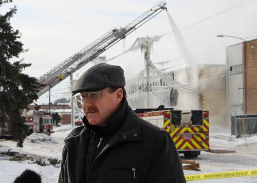 RYAN THORPE / WINNIPEG FREE PRESS
Alex Forrest, president of the United Firefighters of Winnipeg speaks at the location of the St. James warehouse fire, Tuesday morning.
180206 - Tuesday, February 06, 2018.