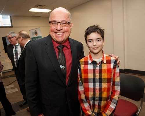 MIKE DEAL / WINNIPEG FREE PRESS
Michael Schlater owner of Domino's Pizza and patient Morgan Walker during the opening of Pediatric Epilepsy Monitoring Unit at the Children's Hospital Foundation of MB . Michael and his wife Lilibeth Schlater donated $2 million towards the unit.
180209 - Friday, February 09, 2018.