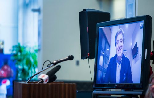 MIKAELA MACKENZIE / WINNIPEG FREE PRESS
New Winnipeg Symphony Orchestra music director Daniel Raiskin speaks on a screen in Winnipeg, Manitoba on Wednesday, Feb. 14, 2018. 
180214 - Wednesday, February 14, 2018.