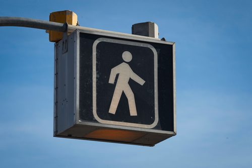 MIKE DEAL / WINNIPEG FREE PRESS
The crosswalk at Notre Dame Ave and Downing Street.
180215 - Thursday, February 15, 2018.