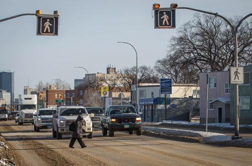 MIKE DEAL / WINNIPEG FREE PRESS
The crosswalk at Notre Dame Ave and Downing Street.
180215 - Thursday, February 15, 2018.