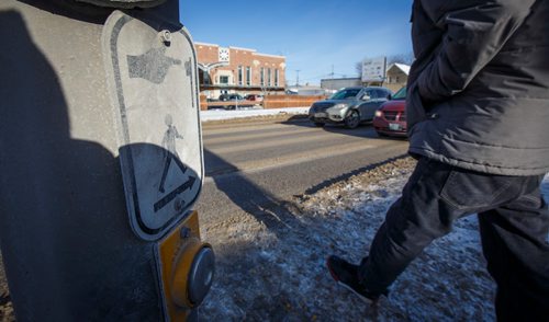 MIKE DEAL / WINNIPEG FREE PRESS
The crosswalk at Notre Dame Ave and Downing Street.
180215 - Thursday, February 15, 2018.