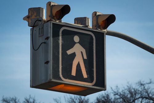 MIKE DEAL / WINNIPEG FREE PRESS
The crosswalk at Notre Dame Ave and Downing Street.
180215 - Thursday, February 15, 2018.