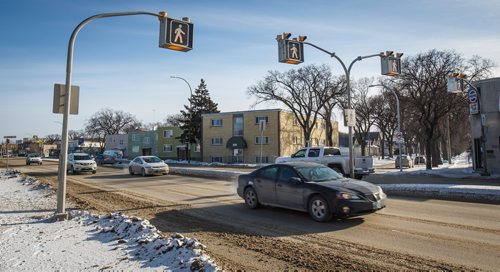 MIKE DEAL / WINNIPEG FREE PRESS
The crosswalk at Notre Dame Ave and Downing Street.
180215 - Thursday, February 15, 2018.