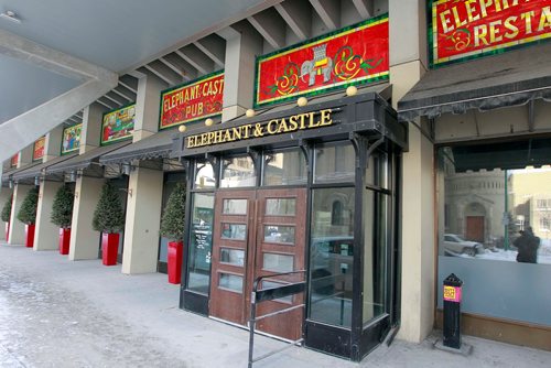 BORIS MINKEVICH / WINNIPEG FREE PRESS
For an Intersection piece on Winnipeg's 10 favourite chain restaurants. Elephant & Castle - 350 St Mary Ave. Feb. 20, 2018