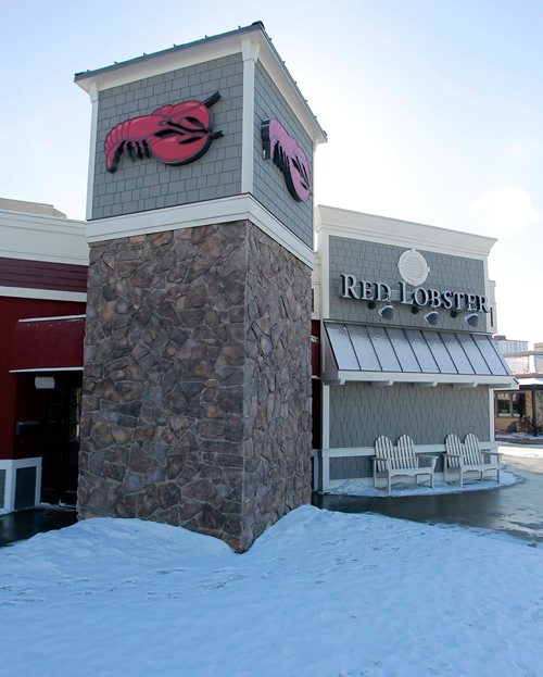 BORIS MINKEVICH / WINNIPEG FREE PRESS
For an Intersection piece on Winnipeg's 10 favourite chain restaurants. Red Lobster -1540 Portage Ave. Feb. 20, 2018