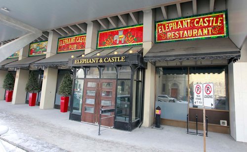 BORIS MINKEVICH / WINNIPEG FREE PRESS
For an Intersection piece on Winnipeg's 10 favourite chain restaurants. Elephant & Castle - 350 St Mary Ave. Feb. 20, 2018