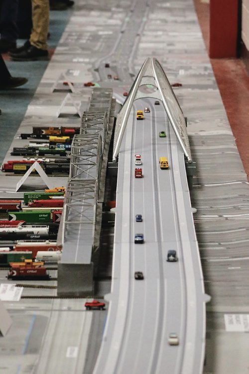 Canstar Community News Feb. 8, 2018 - A seven-metre long scaled model of the new Arlington Bridge shown at the open house held at the North Centennial Recreation and Leisure Centre. (LIGIA BRAIDOTTI/CANSTAR/TIMES)
