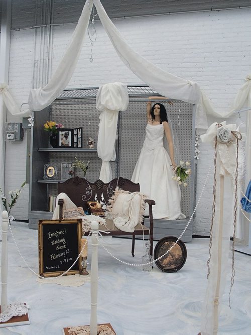 Canstar Community News The Kildonan MCC Thrift Shop (445 Chalmers Ave.) is hosting a wedding show on Feb. 23 from 6 to 8 p.m. (SHELDON BIRNIE/CANSTAR/THE HERALD)