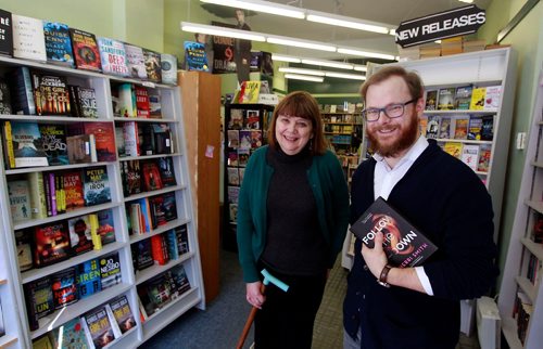 BORIS MINKEVICH / WINNIPEG FREE PRESS
Whodunit Mystery Book Store at 165 Lilac Street. From left, Wendy Bumsted with her son Michael Bumsted. For a Sunday This City column on Whodunit by Dave Sanderson. Feb. 22, 2018