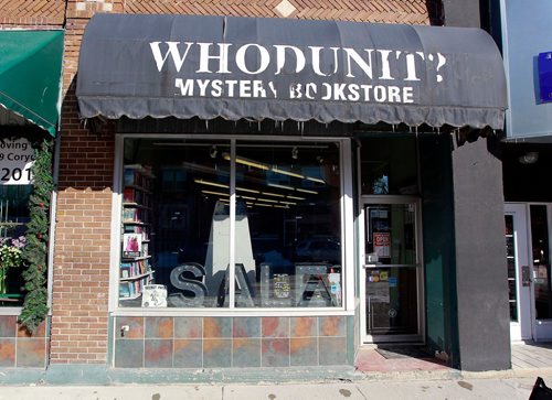 BORIS MINKEVICH / WINNIPEG FREE PRESS
Whodunit Mystery Book Store at 165 Lilac Street. DAVE SANDERSON STORY. Feb. 22, 2018