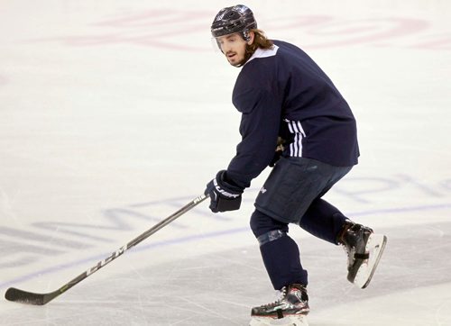 BORIS MINKEVICH / WINNIPEG FREE PRESS
Winnipeg Jets Hockey practice at MTS Place arena. #19 Nic Petan. MIKE MCINTYRE STORY. Feb. 26, 2018