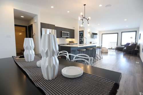 RUTH BONNEVILLE / WINNIPEG FREE PRESS

Homes: 
Signature Homes' Show Home at 44 Eaglewood Drive in Prairie Pointe.  Pointe is off Kenaston Boulevard across from Bridgwater Trails.


FEB 26, 2018