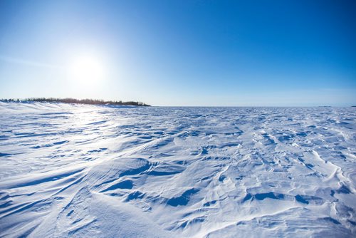 MIKAELA MACKENZIE / WINNIPEG FREE PRESS
The view across Cedar Lake in Easterville, Manitoba on Friday, Feb. 23, 2018. 
180223 - Friday, February 23, 2018.