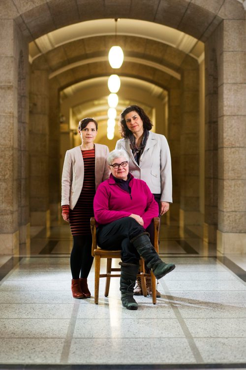 MIKAELA MACKENZIE / WINNIPEG FREE 
Current Liberal MLA Cindy Lamoureux (left), former NDP and independent MLA Christine Melnick, and former NDP MLA Marianne Cerilli pose for a group portrait at the legislature in Winnipeg, Manitoba on Thursday, March 1, 2018.
180301 - Thursday, March 01, 2018.