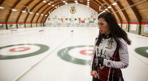 MIKE DEAL / WINNIPEG FREE PRESS
Longtime second Jill Officer confirms that she will be taking a step back from competitive curling, beginning next season, during a practice at the Fort Rouge Curling Club Friday afternoon.
180302 - Friday, March 02, 2018.