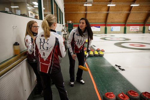 MIKE DEAL / WINNIPEG FREE PRESS
Longtime second Jill Officer (right) confirms that she will be taking a step back from competitive curling, beginning next season, during a practice with team mates Kaitlyn Lawes (left) and Dawn McEwen (centre) at the Fort Rouge Curling Club Friday afternoon.
180302 - Friday, March 02, 2018.
