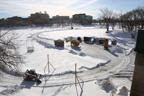 MIKE DEAL / WINNIPEG FREE PRESS
The Forks site crews have been working since the snow stopped to clear the many paths for visitors as well as preparing the way to remove the warming huts now that the river skating trail is closed for the season. 
180306 - Tuesday, March 06, 2018.