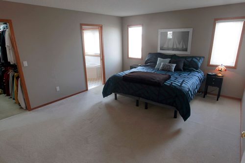 BORIS MINKEVICH / WINNIPEG FREE PRESS
63 Duncan Norrie Drive in Lindenwoods. Realtor Dave Heinrichs. Master bedroom. TODD LEWYS STORY March 6, 2018