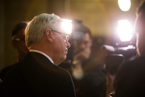 MIKAELA MACKENZIE / WINNIPEG FREE PRESS
Greg Selinger scrums with the media on his last day at the legislature in Winnipeg, Manitoba on Wednesday, March 7, 2018.
180307 - Wednesday, March 07, 2018.