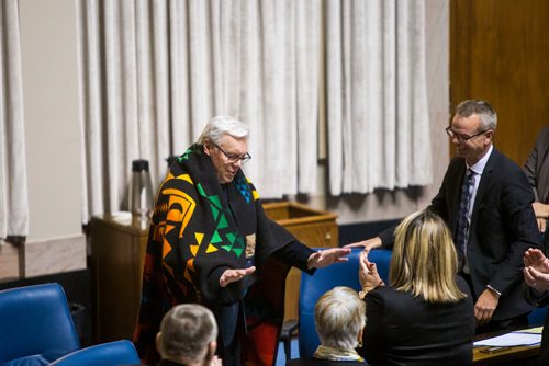 MIKAELA MACKENZIE / WINNIPEG FREE PRESS
Greg Selinger hushes the crowd after receiving a star blanket on his last day at the legislature in Winnipeg, Manitoba on Wednesday, March 7, 2018.
180307 - Wednesday, March 07, 2018.