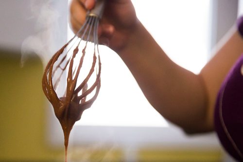 MIKAELA MACKENZIE / WINNIPEG FREE PRESS
Nadine Peloquin, owner of Hocus Pocus Pies & Dice, bakes a chocolate custard pie in her home in St. Vital in Winnipeg, Manitoba on Wednesday, March 7, 2018.
180307 - Wednesday, March 07, 2018.