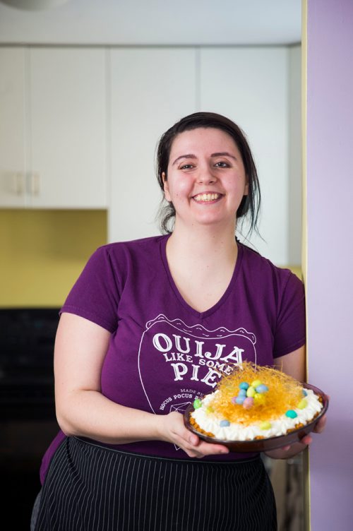 MIKAELA MACKENZIE / WINNIPEG FREE PRESS
Nadine Peloquin, owner of Hocus Pocus Pies & Dice, bakes a variety of tasty and creative pies in Winnipeg, Manitoba on Wednesday, March 7, 2018.
180307 - Wednesday, March 07, 2018.