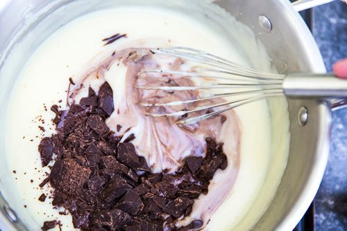 MIKAELA MACKENZIE / WINNIPEG FREE PRESS
Nadine Peloquin, owner of Hocus Pocus Pies & Dice, bakes a chocolate custard pie in her home in St. Vital in Winnipeg, Manitoba on Wednesday, March 7, 2018.
180307 - Wednesday, March 07, 2018.