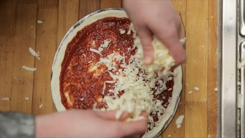 MIKAELA MACKENZIE / WINNIPEG FREE PRESS
Pizza at the Santa Anna pizzeria in Winnipeg, Manitoba on Wednesday, March 14, 2018.
 Mikaela MacKenzie / Winnipeg Free Press 14, 2018.