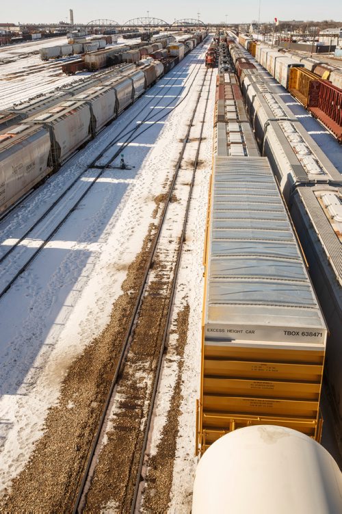 MIKE DEAL / WINNIPEG FREE PRESS
Trains in the CP rail yard sit idle Thursday afternoon.
180315 - Thursday, March 15, 2018.