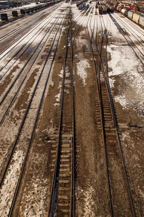 MIKE DEAL / WINNIPEG FREE PRESS
Trains in the CP rail yard sit idle Thursday afternoon.
180315 - Thursday, March 15, 2018.