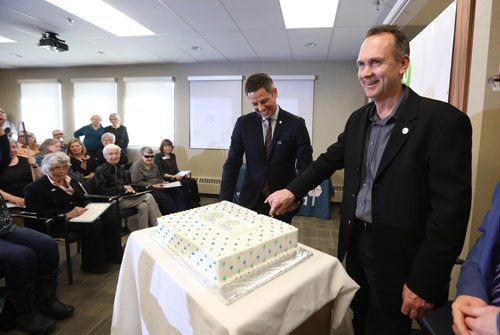 RUTH BONNEVILLE  /  WINNIPEG FREE PRESS

Wpg mayor Brian Bowman and CNIB's Board Chair Ken Curtis cut cake in celebration of CNIB's 100th anniversary Thursday.  
Centennial medals and certificates were given to longstanding volunteers and supporters with inscriptions in writing and braille.  


Standup 

March 15, 2018