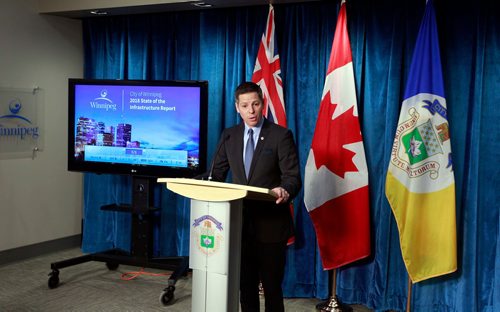 BORIS MINKEVICH / WINNIPEG FREE PRESS
City releases 2018 State of the Infrastructure Report. Mayor Brian Bowman talks to the media at the Council Building, Lower Level  News Conference Room. ALDO SANTIN STORY. March 16, 2018