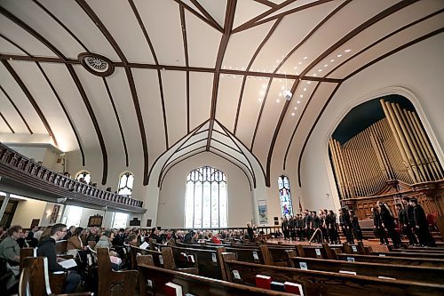 TREVOR HAGAN / WINNIPEG FREE PRESS
The Sister High School Chamber Choir performs at the Winnipeg Music Festival at Westminster United Church, Sunday, March 18, 2018.